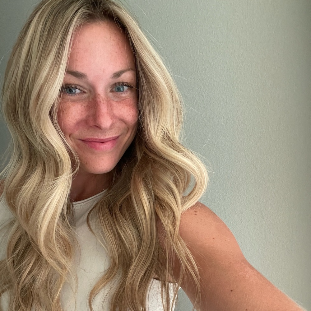 Meet your Posher, Brittni